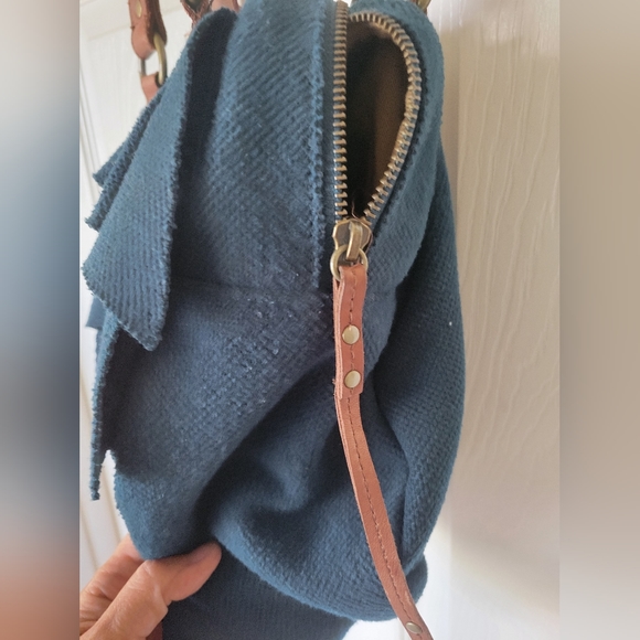 Anthropologie handbag - Picture 2 of 9